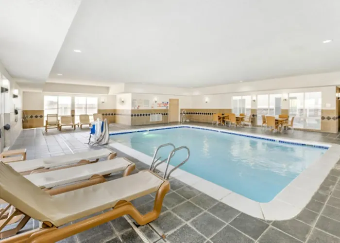 Comfort Suites