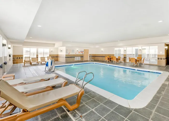 Comfort Suites